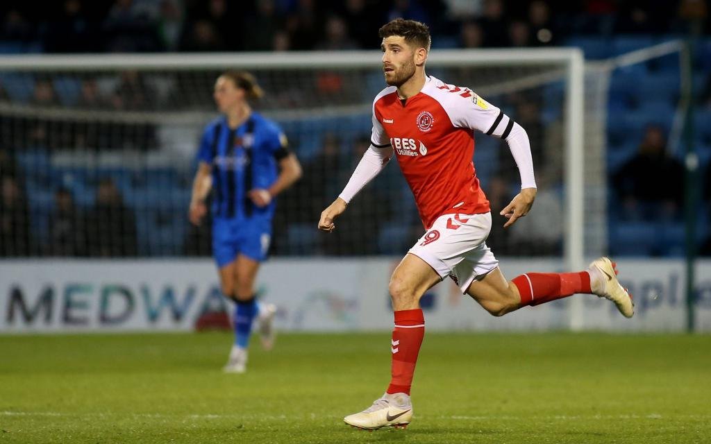 Ched Evans vom englischen Drittligisten Fleetwood Town im Ligaspiel gegen Gillingen.