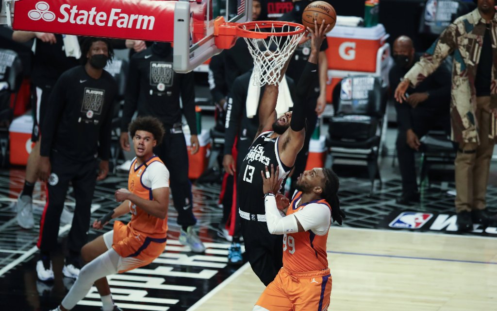 Können Superstar George (2.v.l.) und seine Clippers Spiel 7 erzwingen?